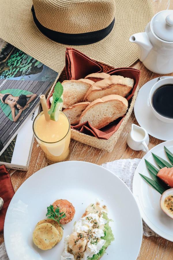 ウブド シタラ スイート Bed & Breakfast エクステリア 写真